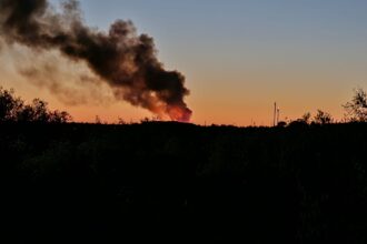 Aterro Raposa ainda arde
